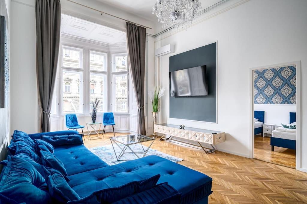 Andrassy Grandeur With Indoor Parking Lejlighed Budapest Eksteriør billede